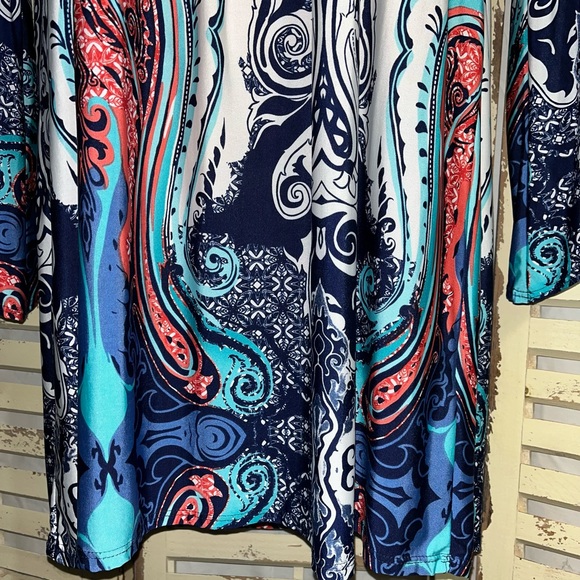 LN~BOUTIQUE~White/Blue/Red/Turquoise~Paisley~Tunic~Bell Sleeve~Peasant~3X - Picture 4 of 5
